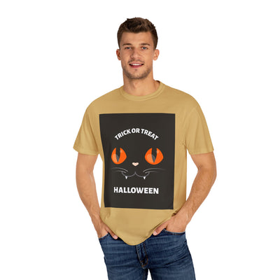 Halloween Cat T-Shirt, Unisex Trick or Treat Tee, Spooky Season Apparel, Cute Halloween Gift, Fall Festival Shirt, Cat Lover T-Shirt