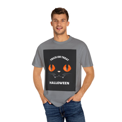 Halloween Cat T-Shirt, Unisex Trick or Treat Tee, Spooky Season Apparel, Cute Halloween Gift, Fall Festival Shirt, Cat Lover T-Shirt
