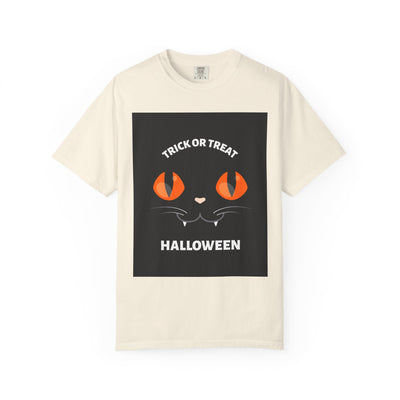Halloween Cat T-Shirt, Unisex Trick or Treat Tee, Spooky Season Apparel, Cute Halloween Gift, Fall Festival Shirt, Cat Lover T-Shirt