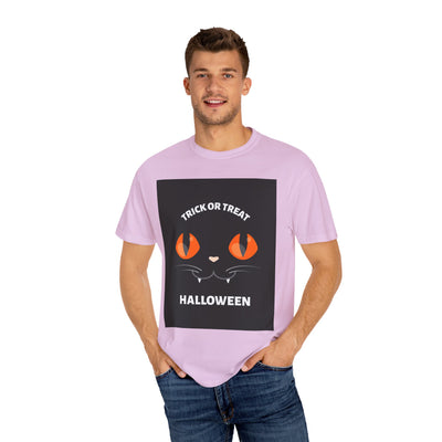 Halloween Cat T-Shirt, Unisex Trick or Treat Tee, Spooky Season Apparel, Cute Halloween Gift, Fall Festival Shirt, Cat Lover T-Shirt