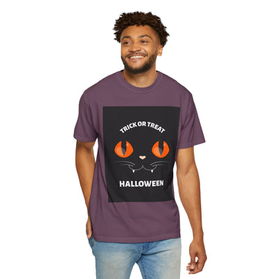 Halloween Cat T-Shirt, Unisex Trick or Treat Tee, Spooky Season Apparel, Cute Halloween Gift, Fall Festival Shirt, Cat Lover T-Shirt
