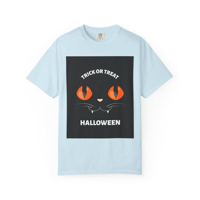 Halloween Cat T-Shirt, Unisex Trick or Treat Tee, Spooky Season Apparel, Cute Halloween Gift, Fall Festival Shirt, Cat Lover T-Shirt