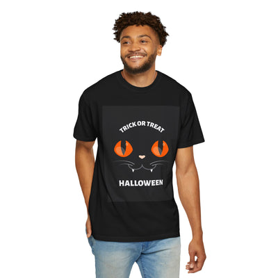 Halloween Cat T-Shirt, Unisex Trick or Treat Tee, Spooky Season Apparel, Cute Halloween Gift, Fall Festival Shirt, Cat Lover T-Shirt