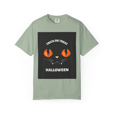 Halloween Cat T-Shirt, Unisex Trick or Treat Tee, Spooky Season Apparel, Cute Halloween Gift, Fall Festival Shirt, Cat Lover T-Shirt