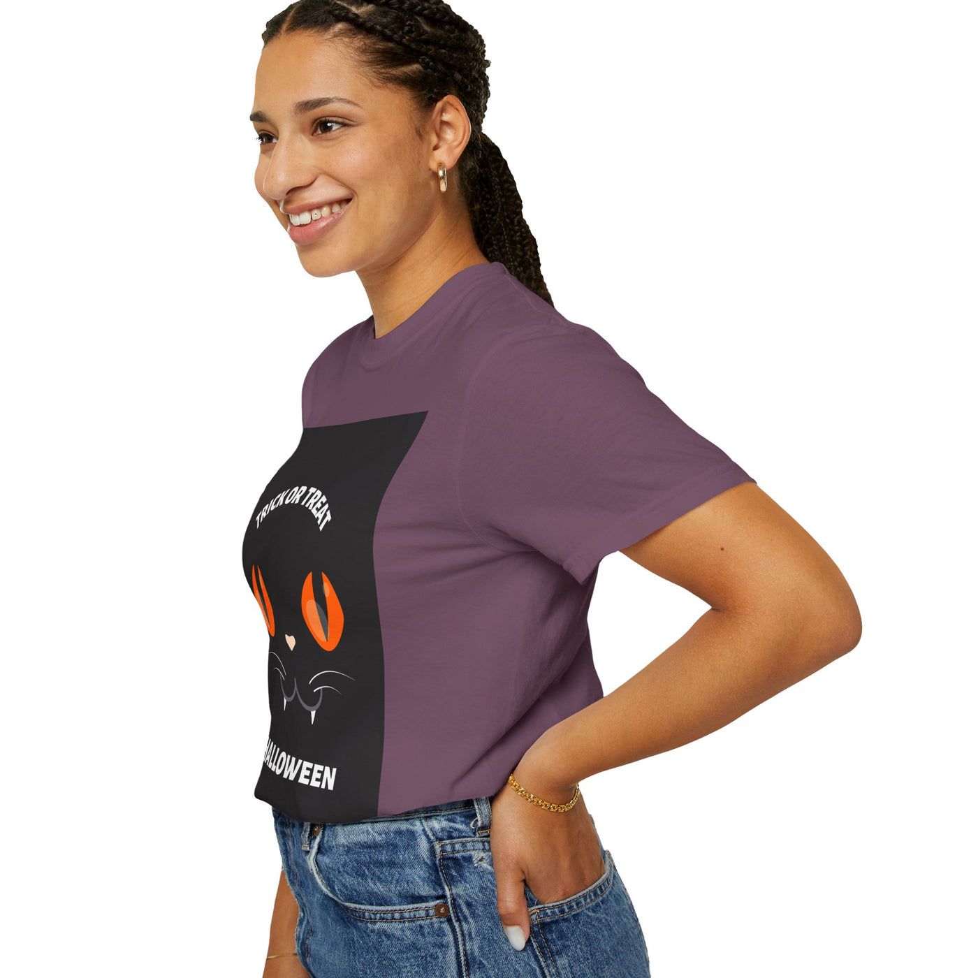 Halloween Cat T-Shirt, Unisex Trick or Treat Tee, Spooky Season Apparel, Cute Halloween Gift, Fall Festival Shirt, Cat Lover T-Shirt
