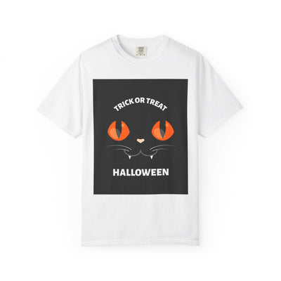 Halloween Cat T-Shirt, Unisex Trick or Treat Tee, Spooky Season Apparel, Cute Halloween Gift, Fall Festival Shirt, Cat Lover T-Shirt