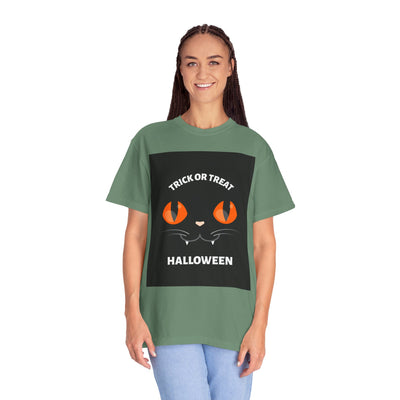 Halloween Cat T-Shirt, Unisex Trick or Treat Tee, Spooky Season Apparel, Cute Halloween Gift, Fall Festival Shirt, Cat Lover T-Shirt