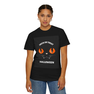 Halloween Cat T-Shirt, Unisex Trick or Treat Tee, Spooky Season Apparel, Cute Halloween Gift, Fall Festival Shirt, Cat Lover T-Shirt
