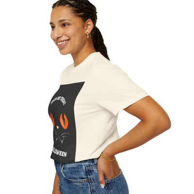 Halloween Cat T-Shirt, Unisex Trick or Treat Tee, Spooky Season Apparel, Cute Halloween Gift, Fall Festival Shirt, Cat Lover T-Shirt