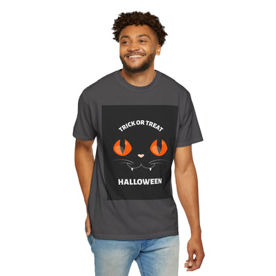 Halloween Cat T-Shirt, Unisex Trick or Treat Tee, Spooky Season Apparel, Cute Halloween Gift, Fall Festival Shirt, Cat Lover T-Shirt